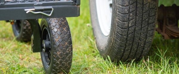 Pneumatic Tires vs. Solid Tires: Pros and Cons