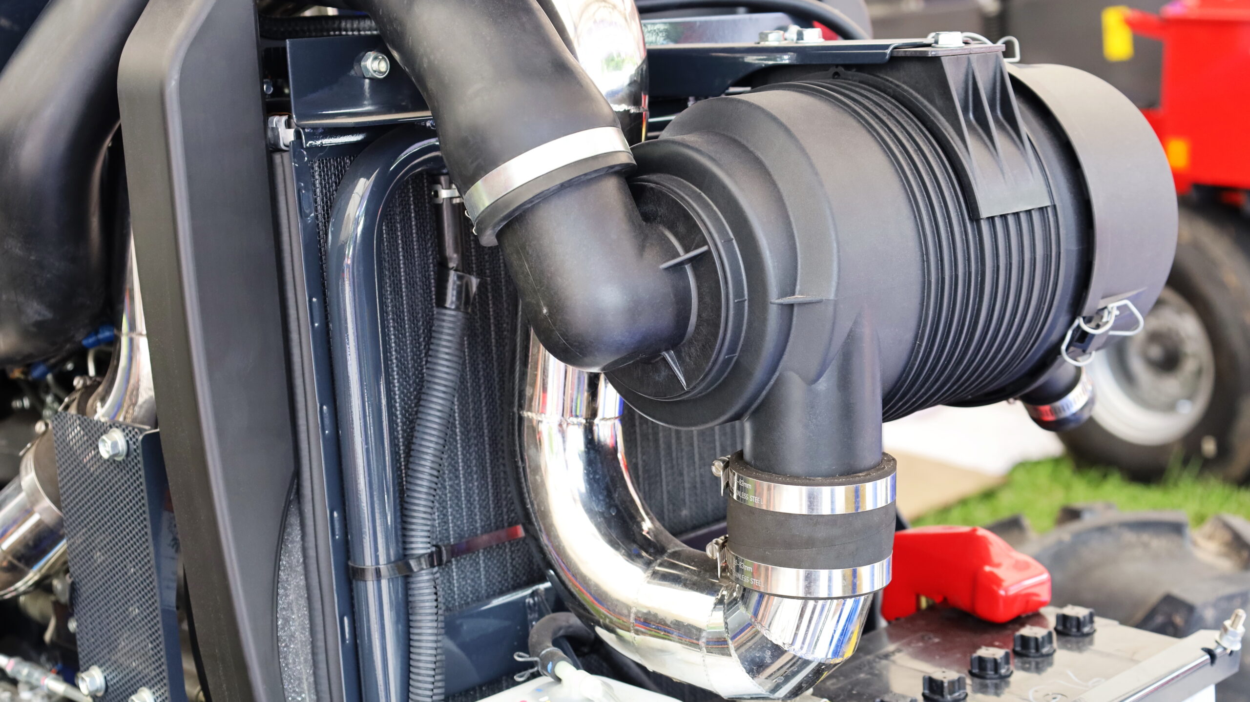 Tractor Filters Guide: Air, Fuel, Oil & More