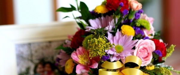 How To Make A Hand-Tied Bouquet