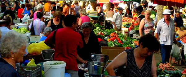 10 Items to Put on Your Farmers Market List